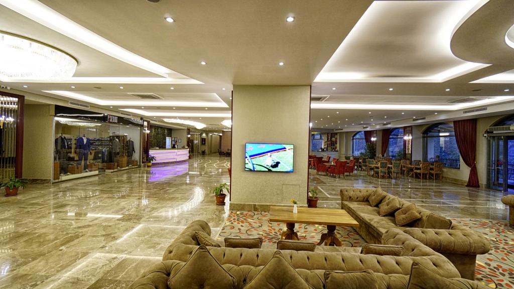 Orkis Palace Thermal Hotel