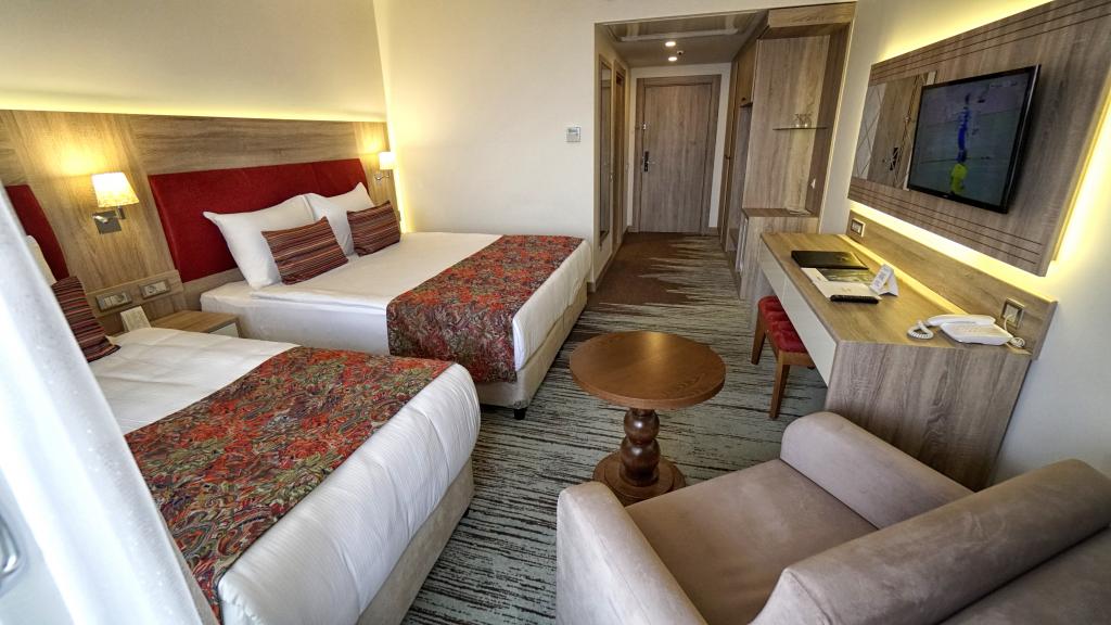 Orkis Palace Thermal Hotel