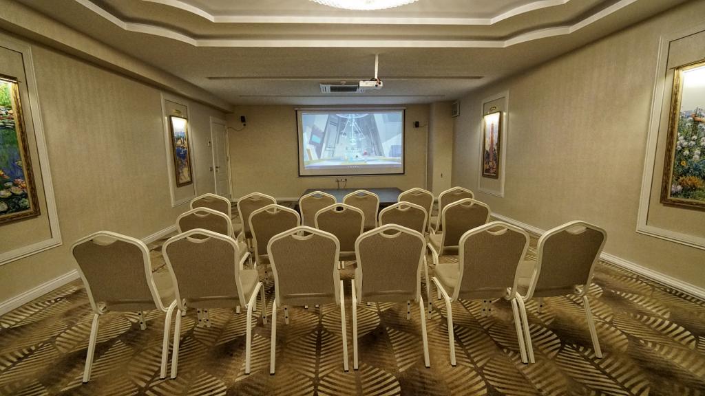 Orkis Palace Thermal Hotel