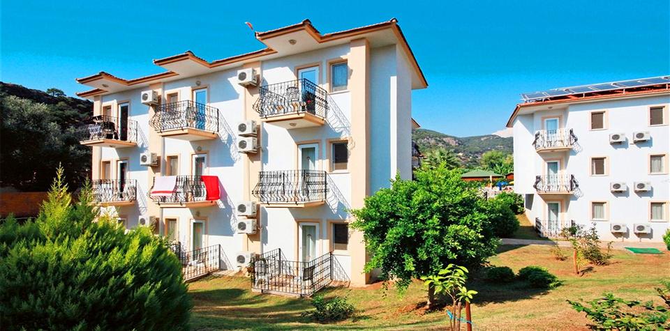 Karbel Beach Hotel 