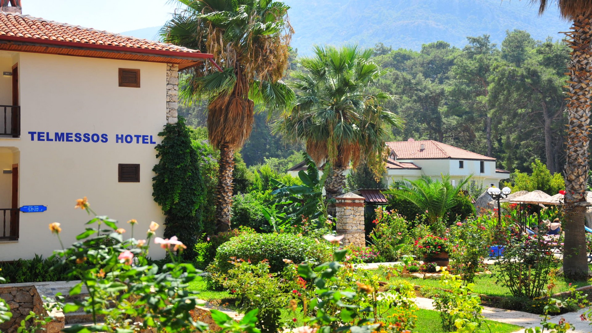 Telmessos Neva Hotel 
