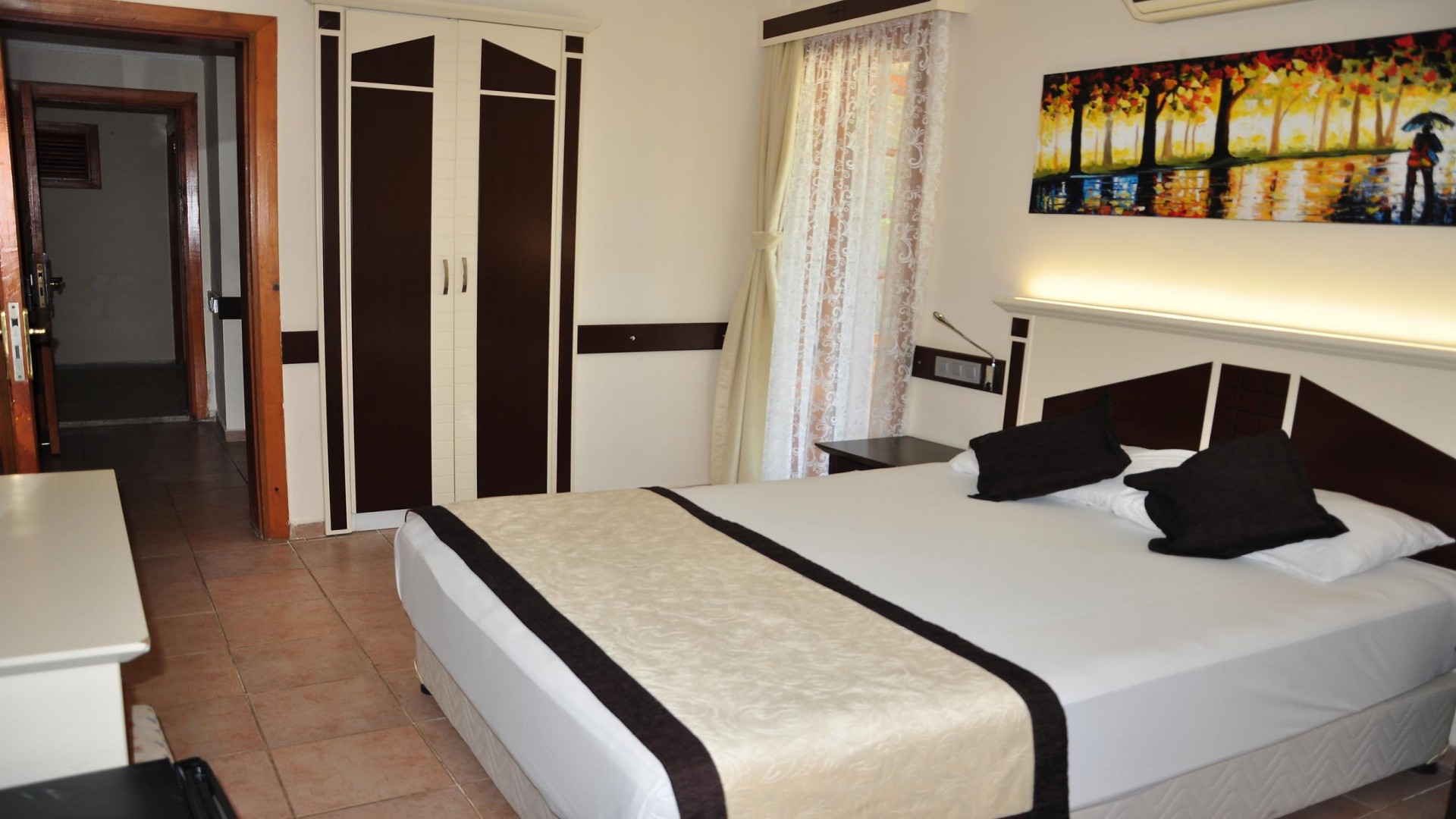 Telmessos Neva Hotel 