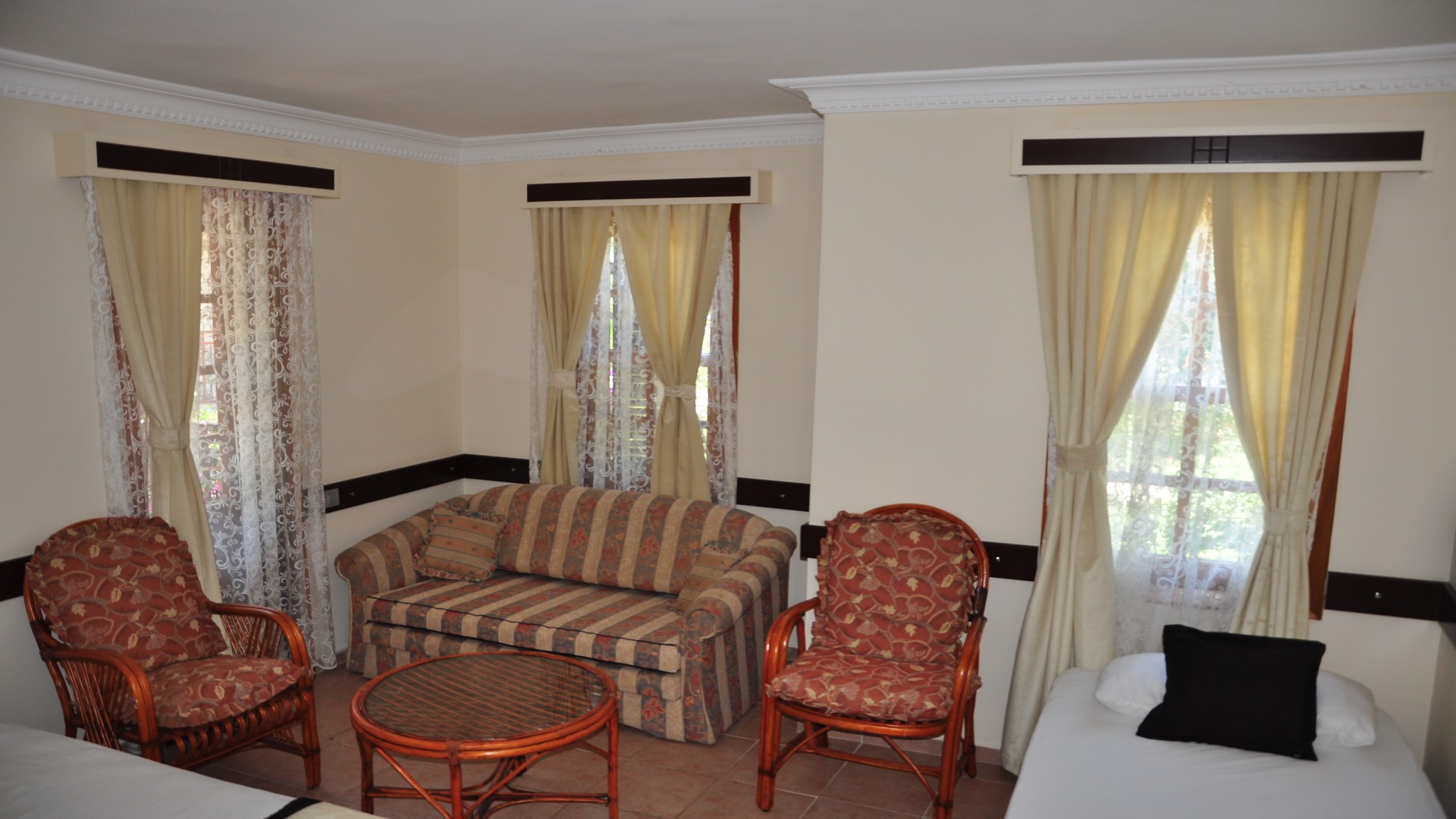 Telmessos Neva Hotel 