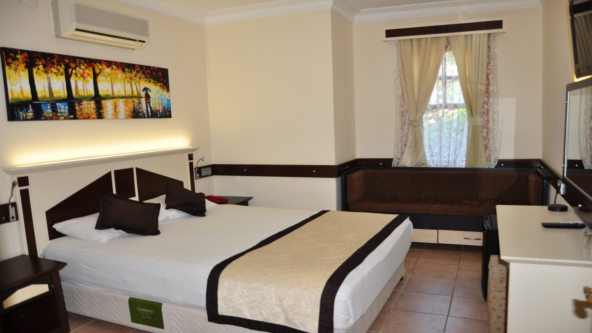 Telmessos Neva Hotel 