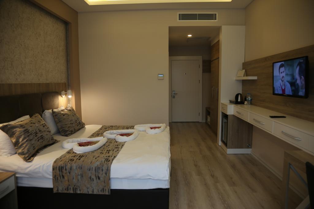 EMA ÖZTÜRK THERMAL HOTEL