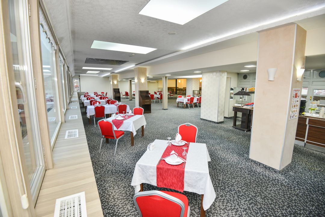 MCG MARBLE HOTEL
