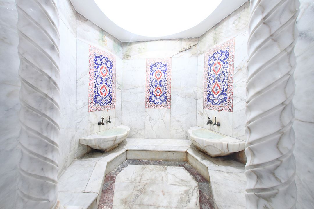 MCG MARBLE HOTEL