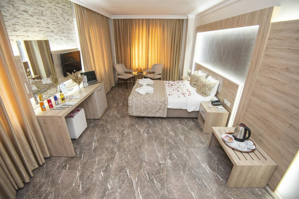 MCG MARBLE HOTEL