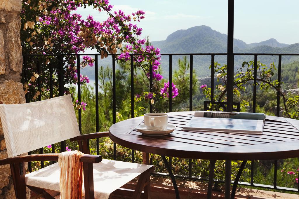 DIONYSOS VILLAGE HOTEL