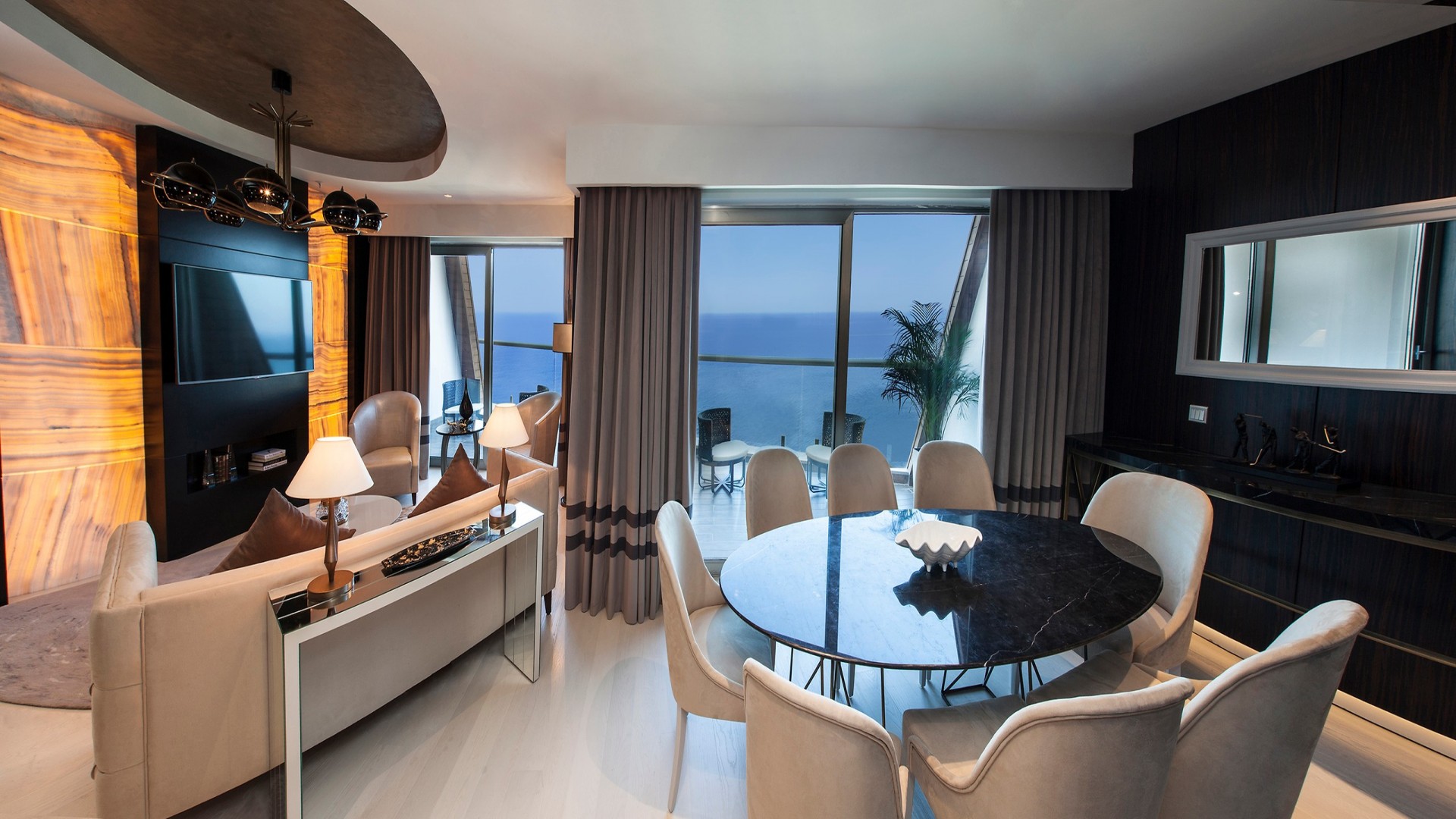 Elexus Hotel Resort & Casino & Spa