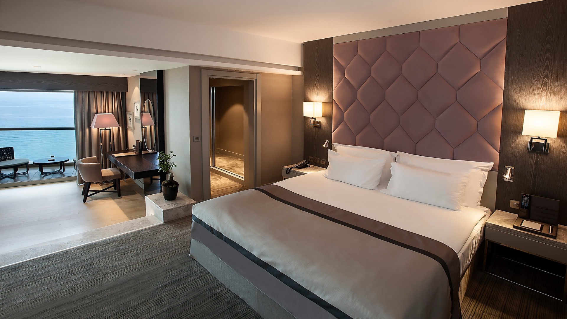 Elexus Hotel Resort & Casino & Spa