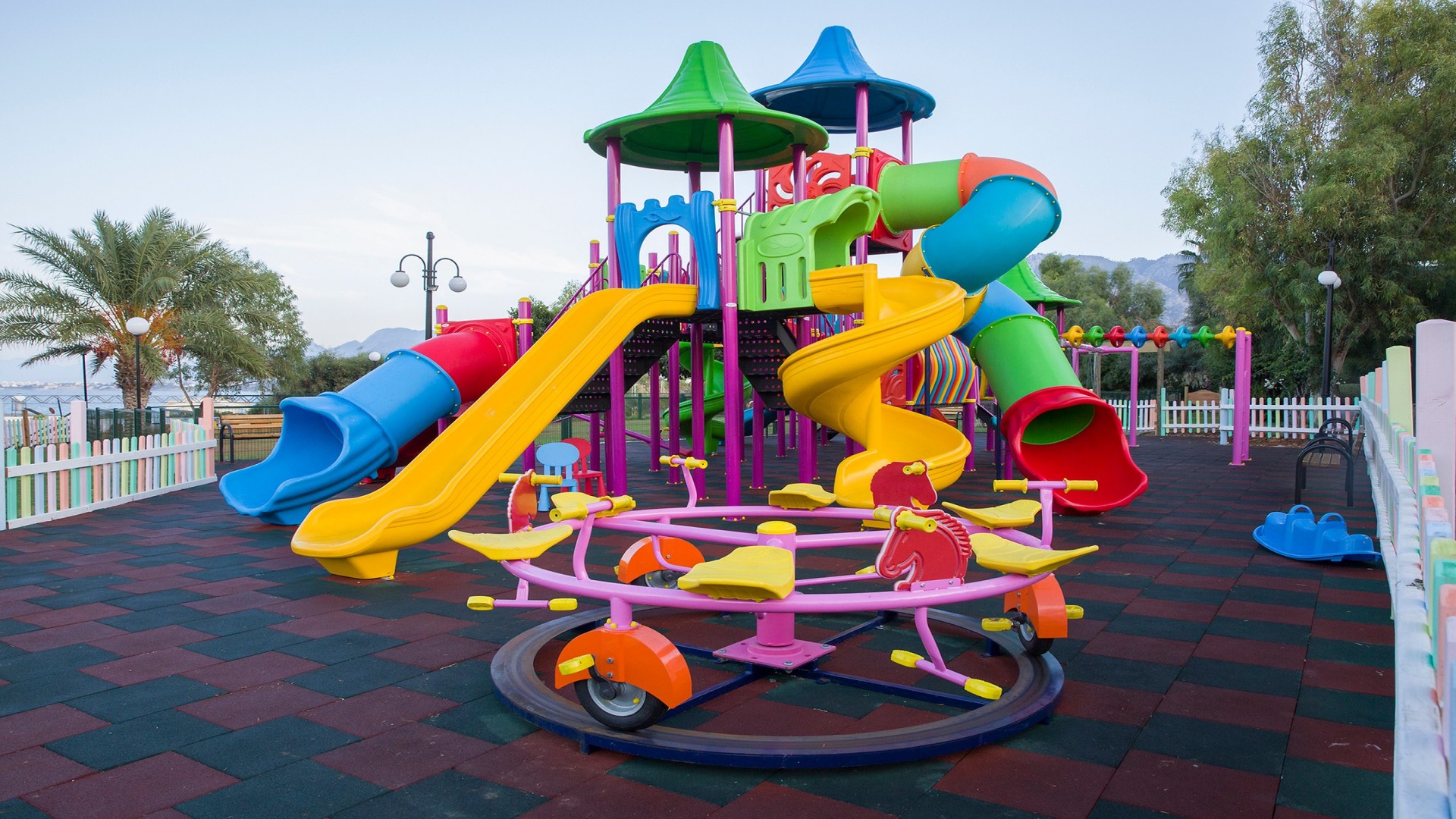 Merit Crystal Cove Hotel & Casino