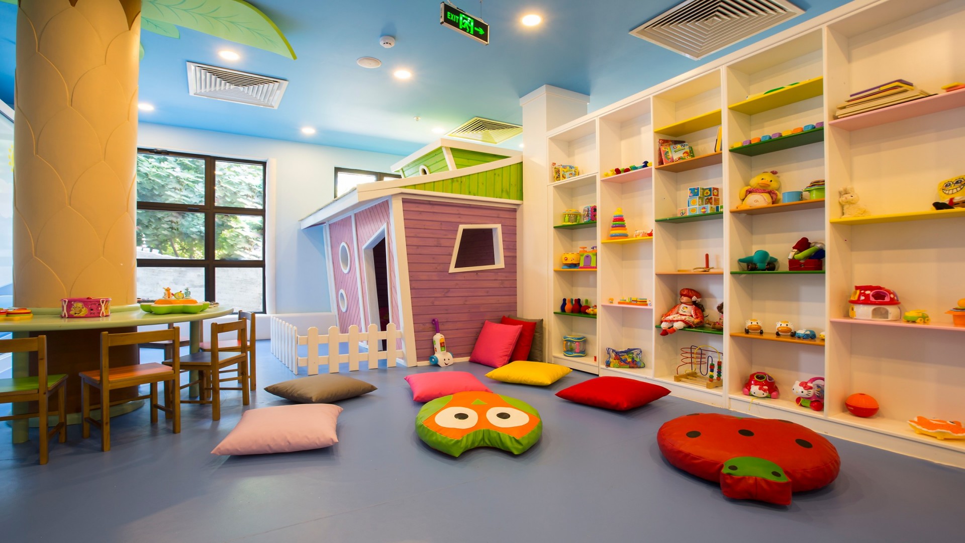 Merit Crystal Cove Hotel & Casino