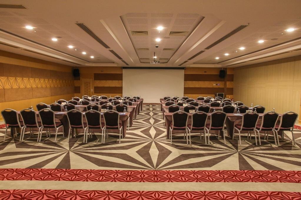 Merit Royal Premium Hotel & Casino