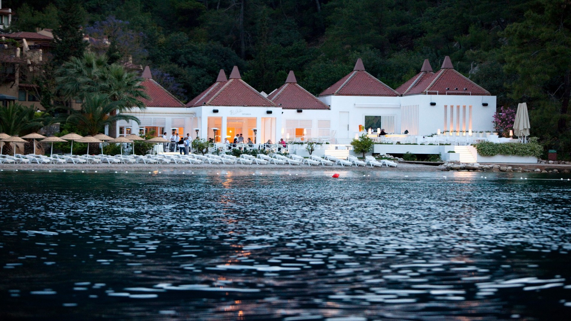 Hillside Beach Club