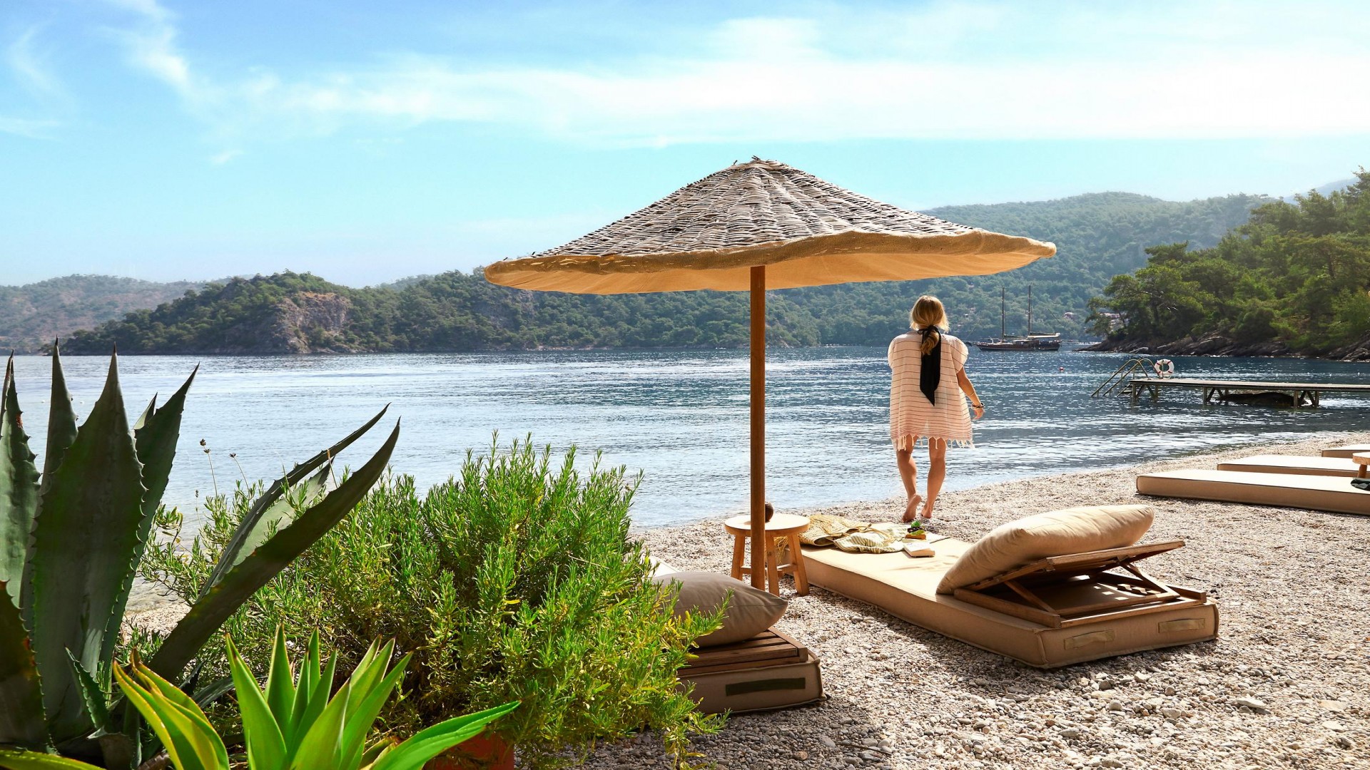 Hillside Beach Club