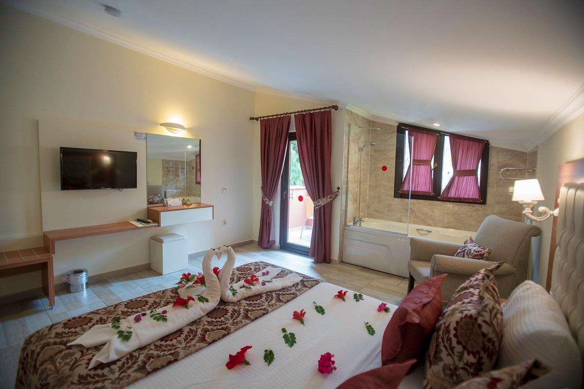 Suncity Hotel & Beach Club