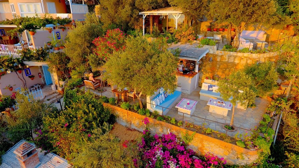 Beyaz Yunus Hotel