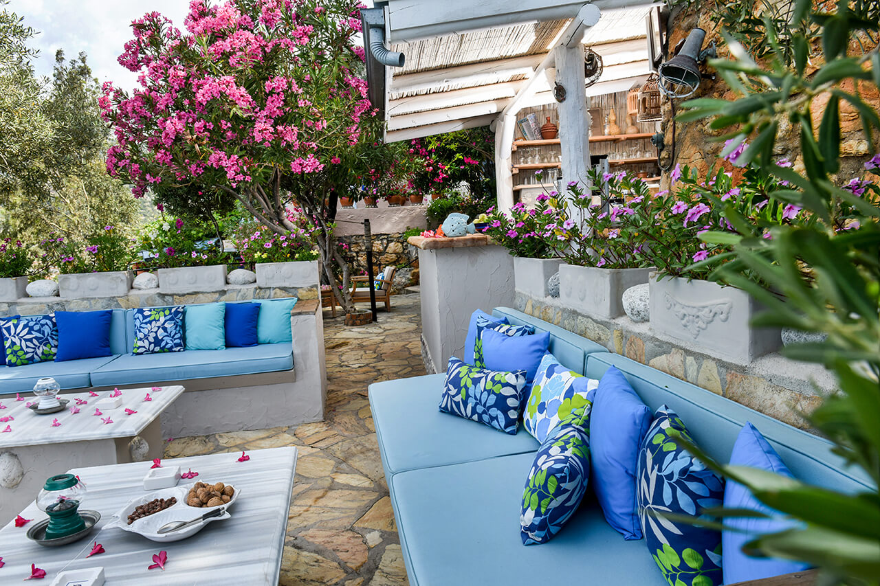 Beyaz Yunus Hotel