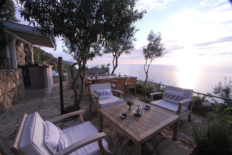Beyaz Yunus Hotel