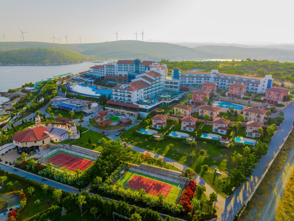 Royal Teos Thermal Resort Clinic & Spa