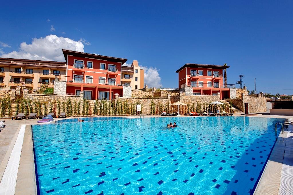 Royal Teos Thermal Resort Clinic & Spa