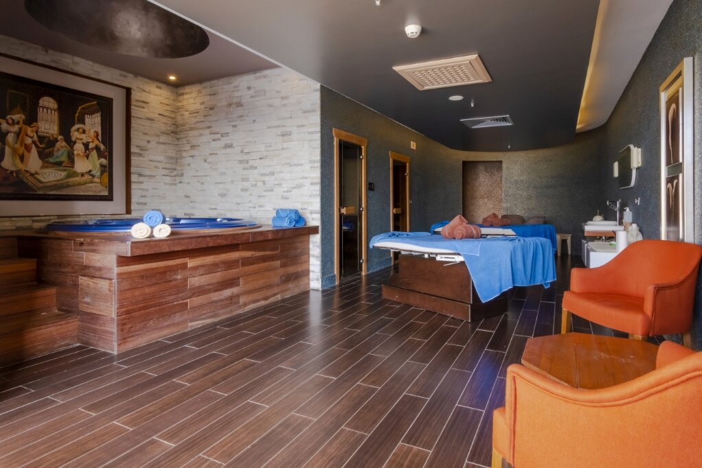 Royal Teos Thermal Resort Clinic & Spa