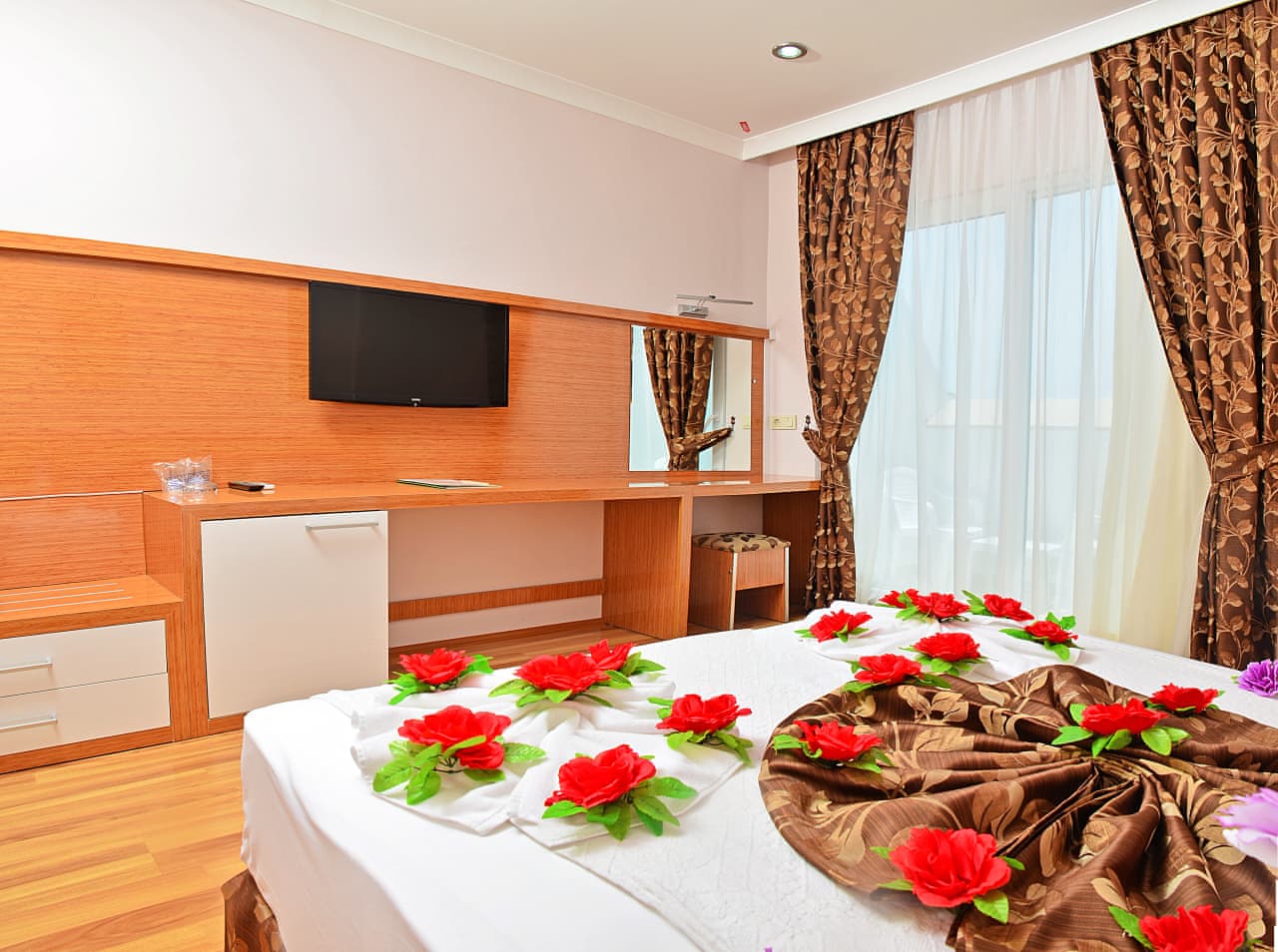 Tuğra Suit Hotel Alanya 